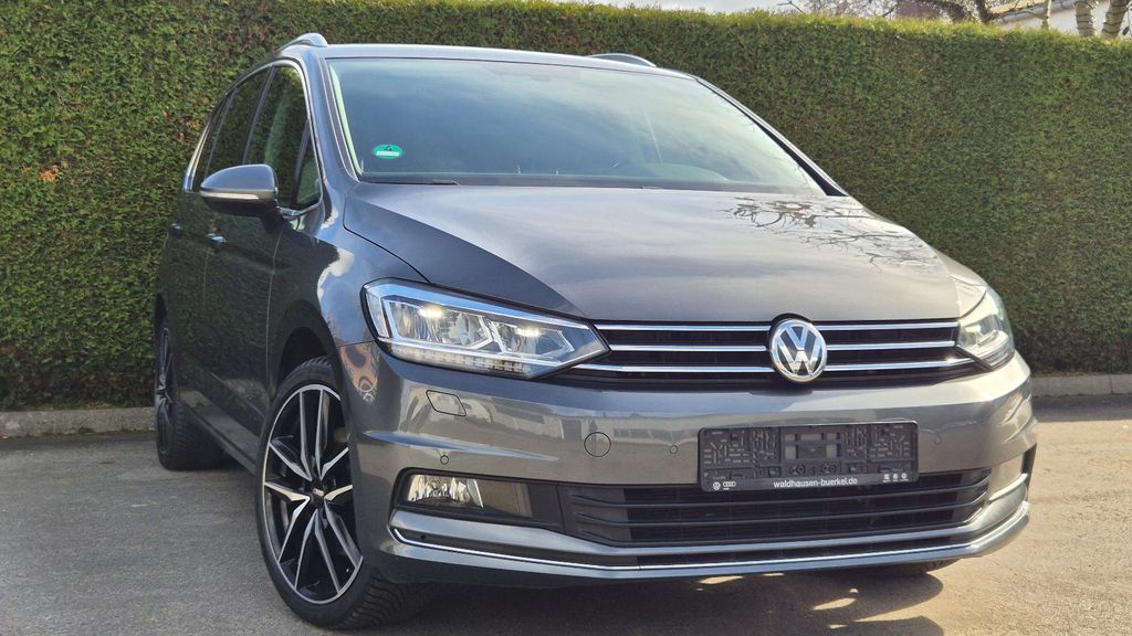 VW Touran 124.000 km 17.900 &euro; Essen 45356