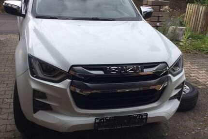 Isuzu D-Max 66.400 km 46.350 &euro; Selb, GKSt 95100