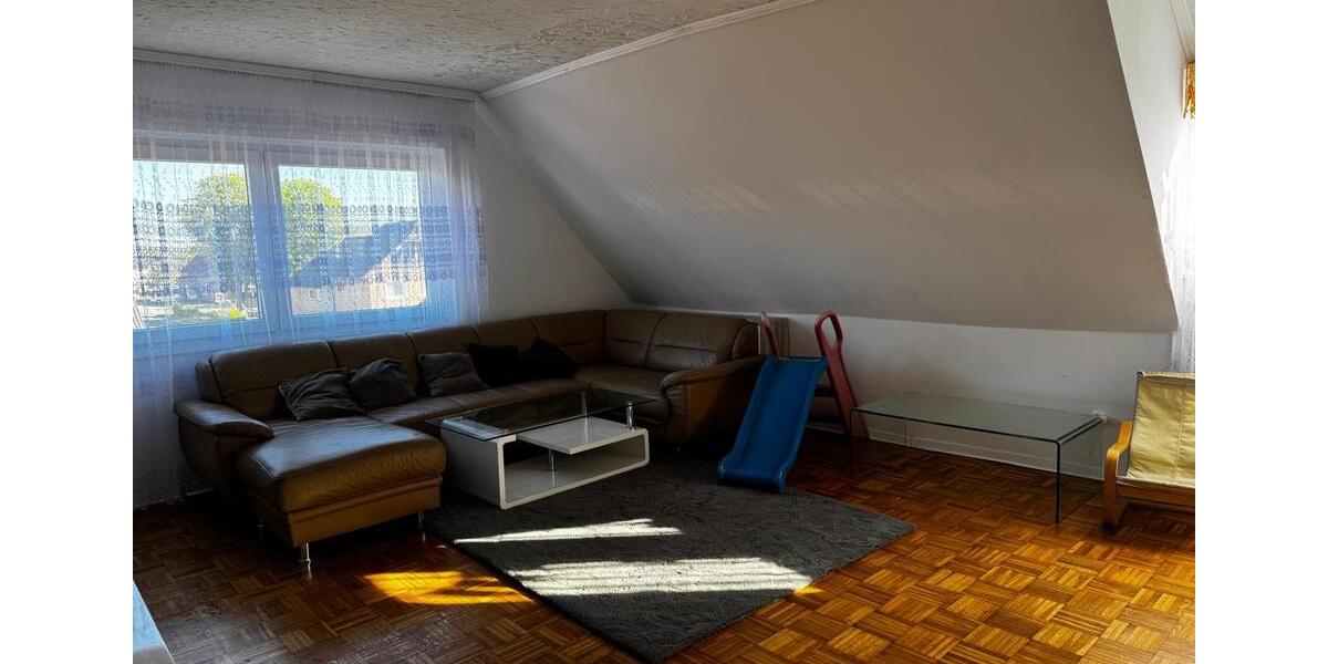 Dachgeschoßwohnung Calberlah - 4 Zimmer, 76 m&sup2;, 600&euro; | Angebot:26421273