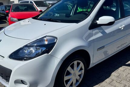 Renault Clio 40.000 km 6.500 &euro; Beselich- Obertiefenbach 65614