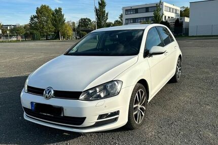 VW Golf 135.711 km 11.799 &euro; Gießen 35398