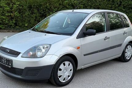 Ford Fiesta 157.000 km 1.990 &euro; München 81375