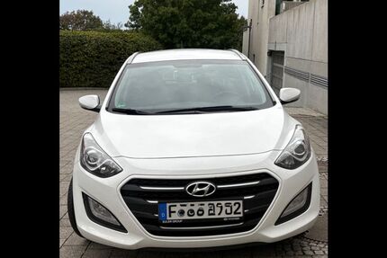 Hyundai i30 30.900 km 12.000 &euro; Frankfurt am Main 60438