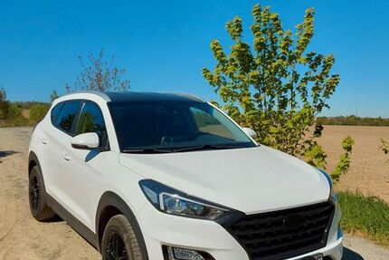 Hyundai TUCSON 111.000 km 15.500 &euro; Bannewitz 01728