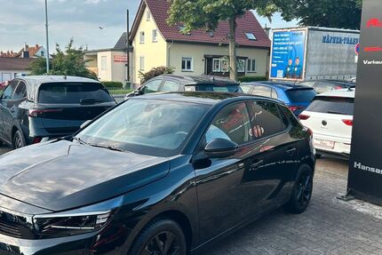 Opel Corsa 10.470 km 15.699 &euro; Höxter - Albaxen 37671