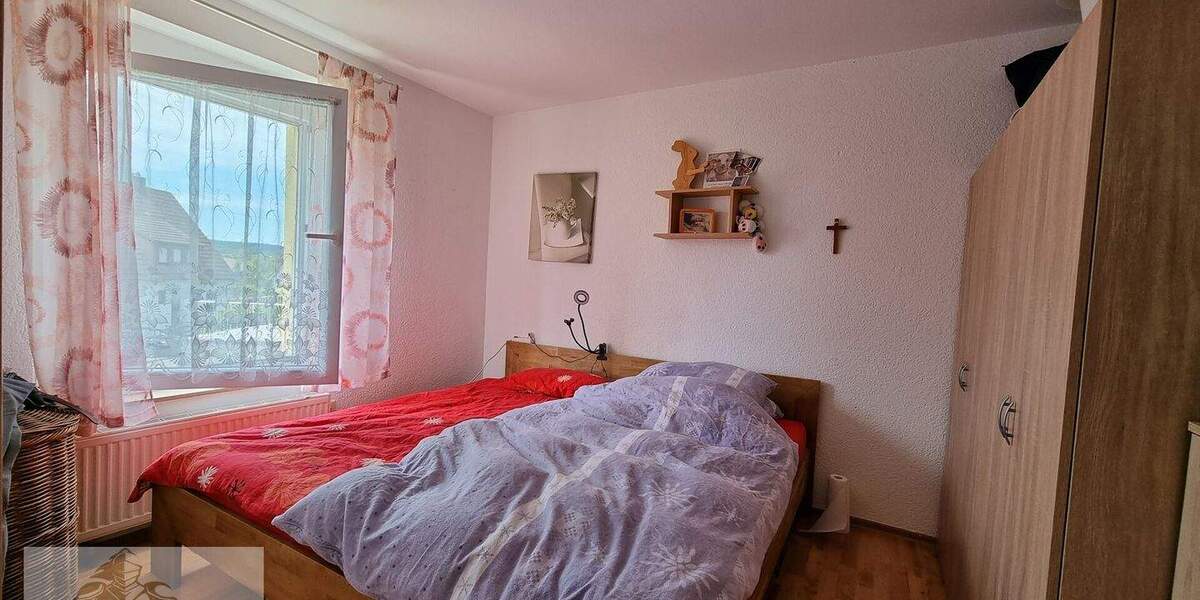 Mehrfamilienhaus, Wohnhaus Obersulm Willsbach - 7 Zimmer, 144 m&sup2;, 449.000&euro; | Angebot:25691749