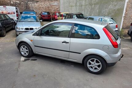 Ford Fiesta 195.267 km 1.490 &euro; Berlin 10585