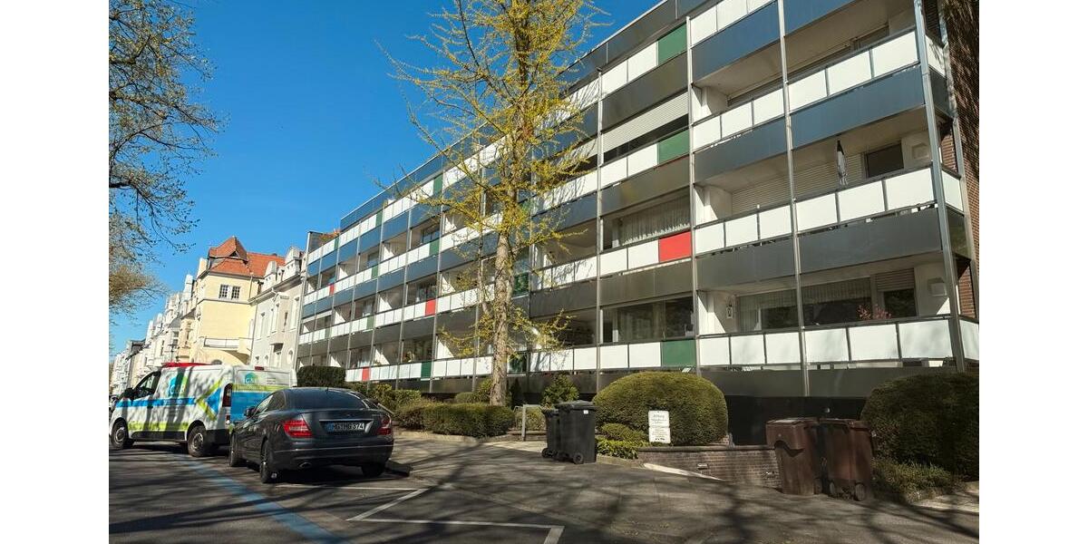 Etagenwohnung Mönchengladbach Süd - 3 Zimmer, 98 m&sup2;, 275.000&euro; | Angebot:26061704