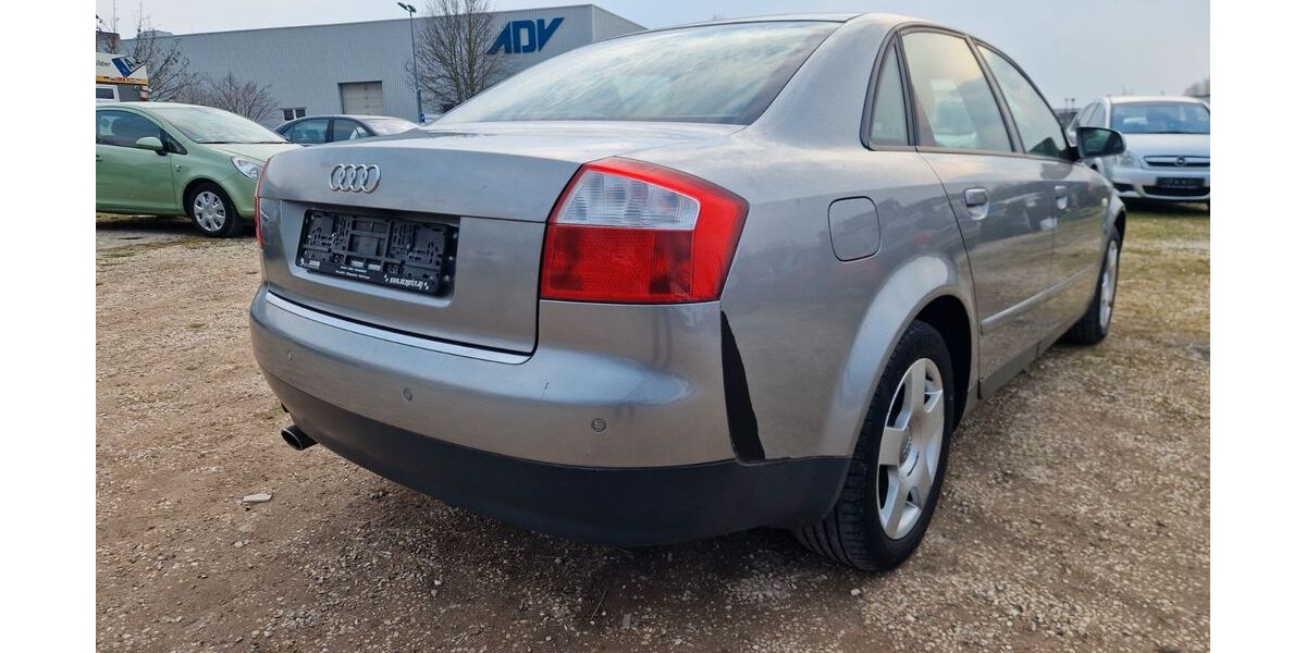 Audi A4 233.000 km 690 &euro; Augsburg 86167