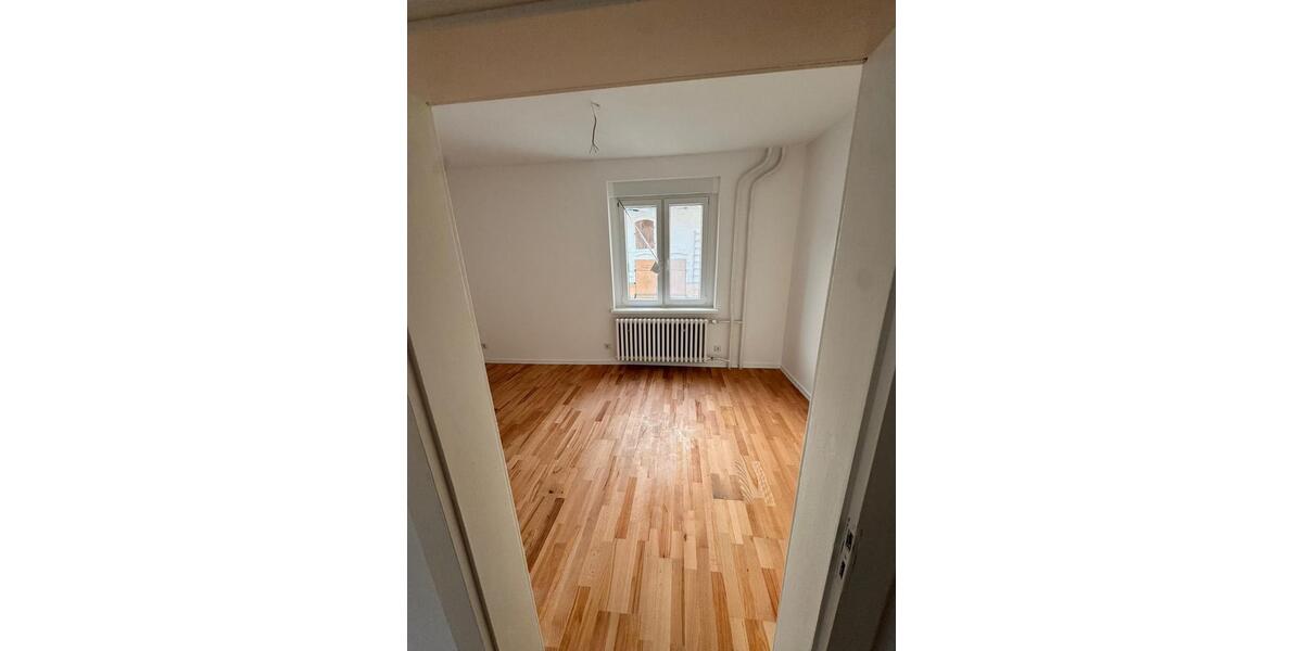 Erstbezug, helle frischsanierte 3-Zimmer Wohnung Groß Lindow 3 zimmer