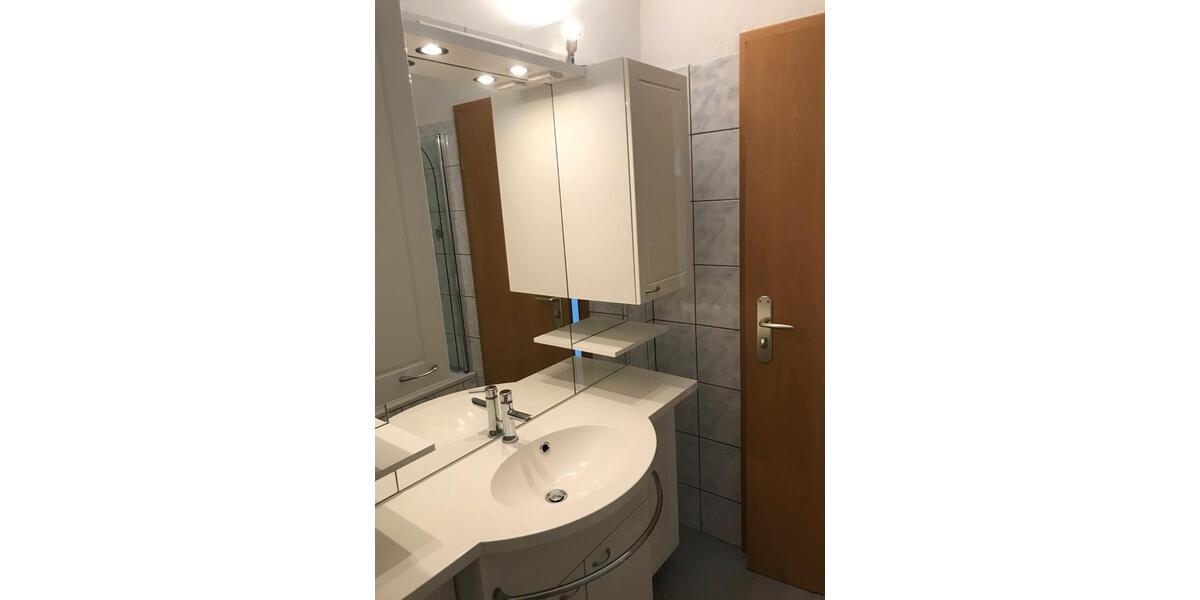 Dachgeschoßwohnung Saarbrücken West - 2 Zimmer, 50 m&sup2;, 97.500&euro; | Angebot:26848309