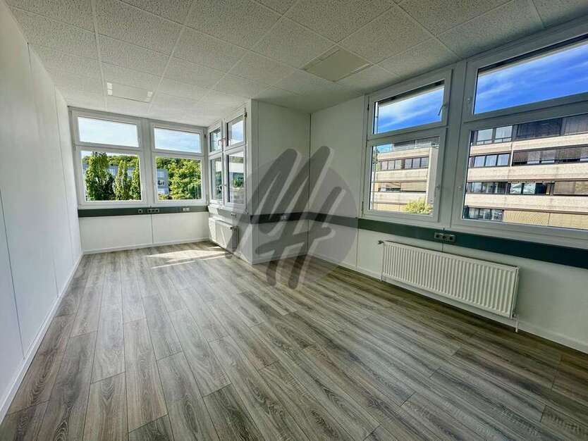 Büro in Bad Homburg v.d.H. 2.500 € 275 m²