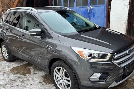 Ford Kuga 160.000 km 12.500 &euro; Reisbach 94419