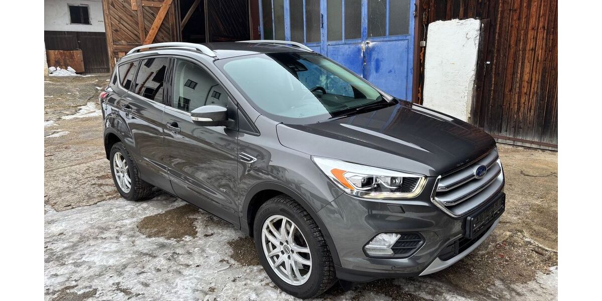 Ford Kuga 160.000 km 12.500 &euro; Reisbach 94419
