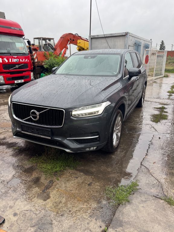 Volvo XC90 248.000 km 18.900 € Neustadt 67434