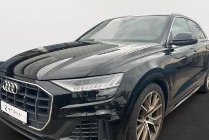 Audi Q8 45.235 km 56.300 € Waldshut-Tiengen 79761