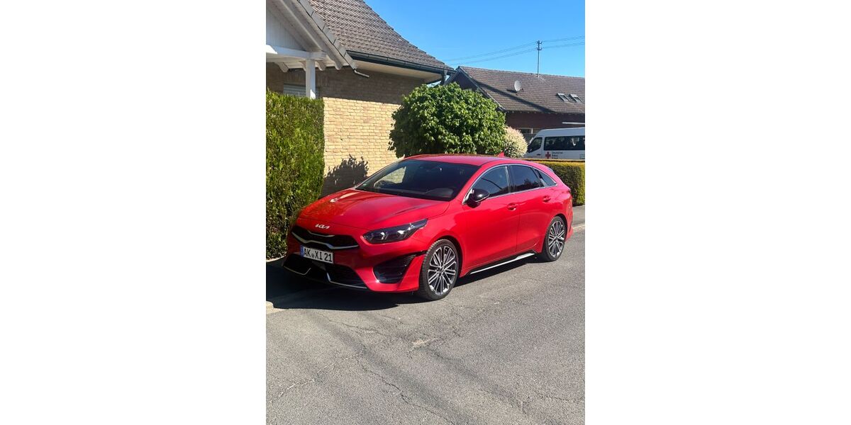 Kia pro ceed / ProCeed 53.000 km 21.000 &euro; Roth 57539