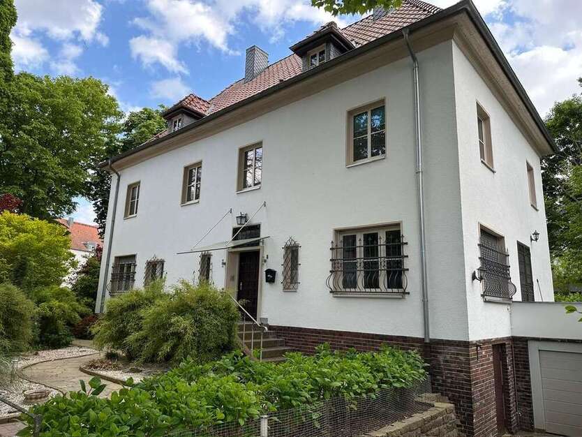 Haus zum Kaufen in Hannover 1.930.000 € 313 m²