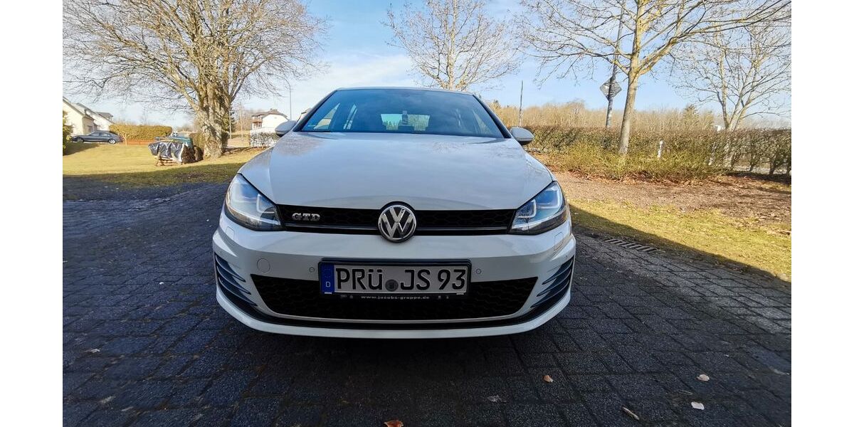 VW Golf 204.000 km 11.700 &euro; Gerolstein 54568