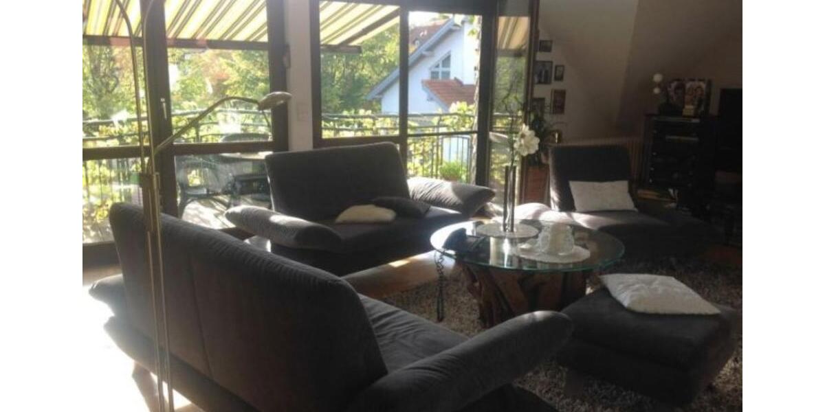 Hochwertige, schöne und helle Penthouse Wohnung in Flieden 3 zimmer