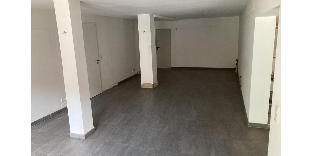 Gewerbeobjekt Halle - 890&euro; | Angebot:25439684