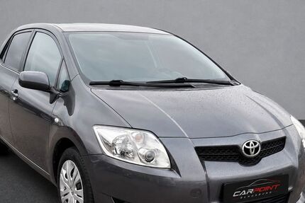 Toyota Auris 127.000 km 5.980 &euro; Rendsburg 24768