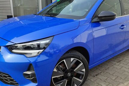 Opel Corsa 21.330 km 16.880 &euro; Brandenburg an der Havel 14772