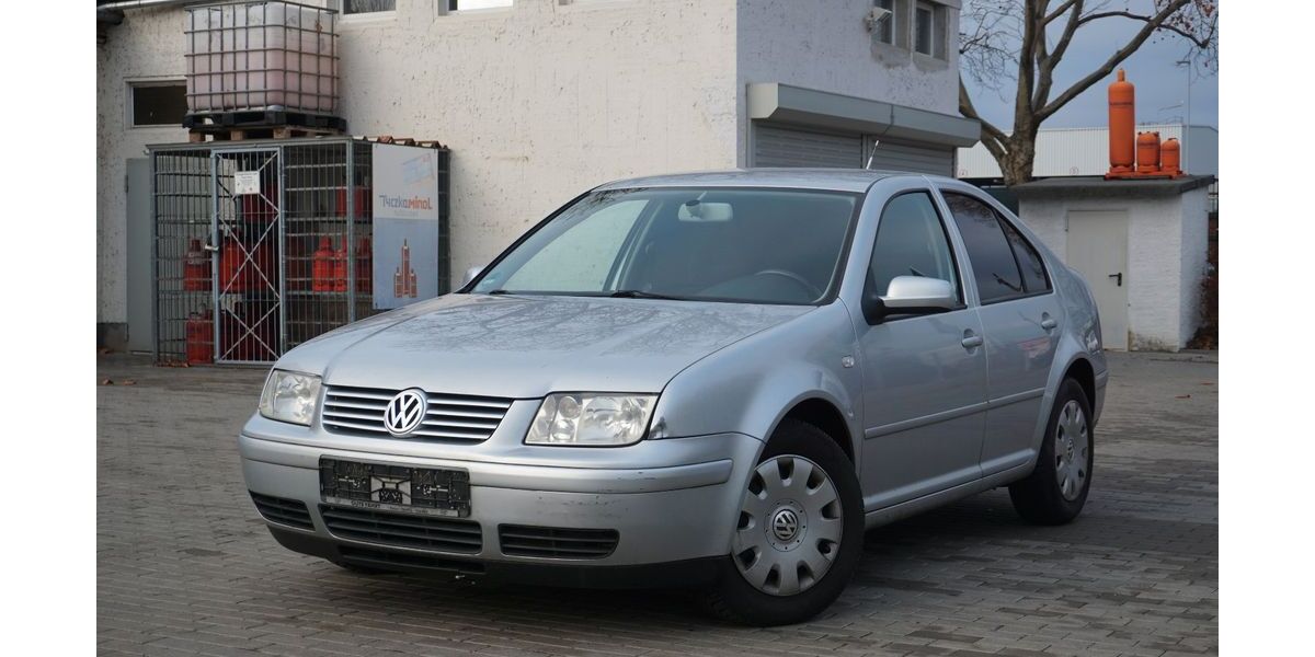 VW Bora 220.500 km 1.300 &euro; Dresden 01067