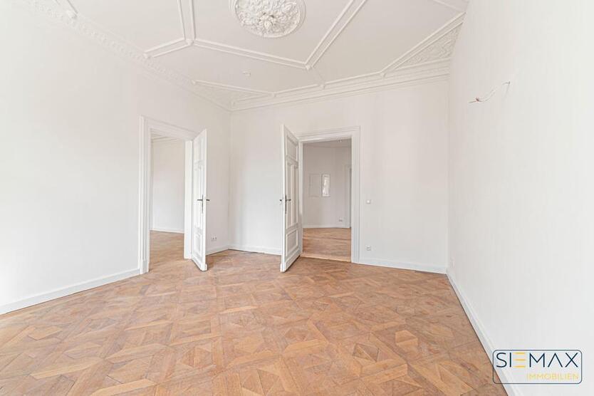 ***Zeitlose Eleganz trifft modernen Wohnkomfort*** 8 Zimmer Wohnung in Augsburg zimmer