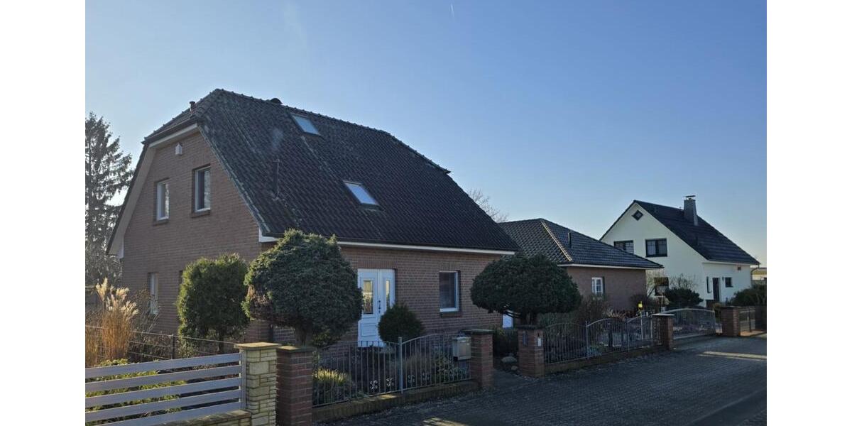 gepflegtes Eigenheim mit großer Garage und Garten in Pritzwalk 5 zimmer