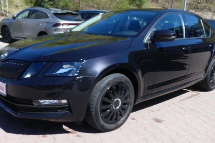 Skoda Octavia 98.350 km 17.990 &euro; Schneeberg 08289