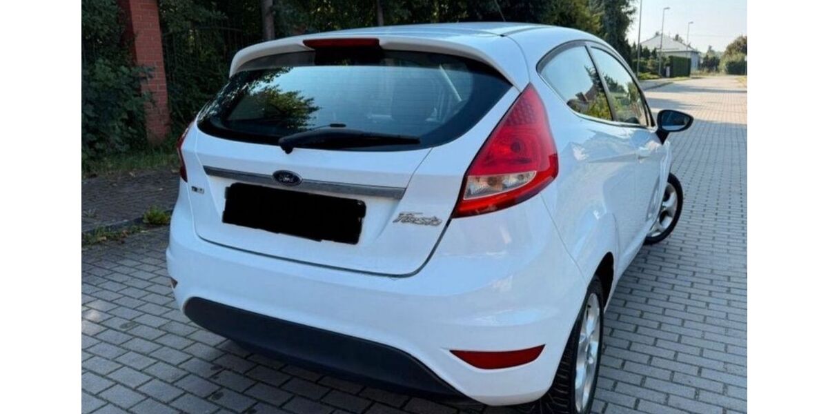 Ford Fiesta 245.000 km 2.222 &euro; Nordhorn 48529