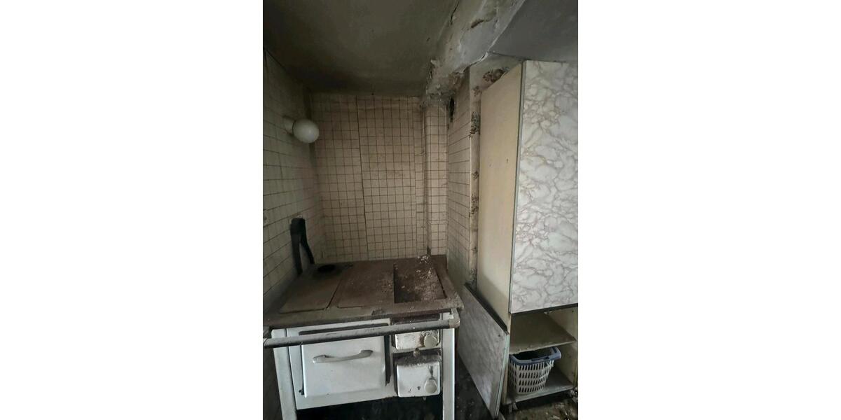 Einfamilienhaus Sondershausen - 8 Zimmer, 120 m&sup2;, 22.800&euro; | Angebot:23360012