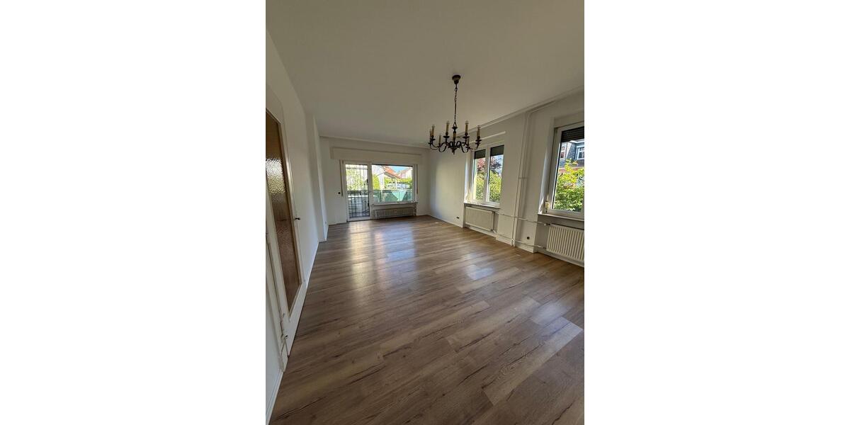 Hochparterre Neu-Anspach Anspach - 3.5 Zimmer, 95 m&sup2;, 1.300&euro; | Angebot:26692218