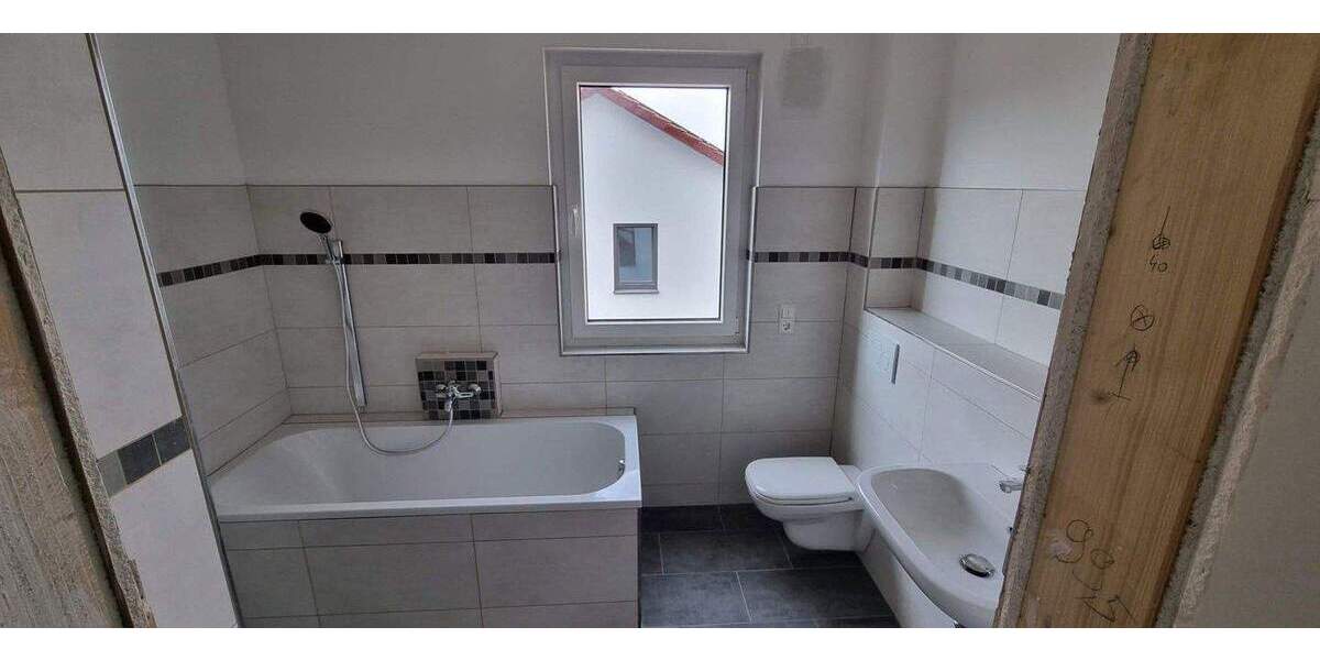 Doppelhaushälfte Frauenstein - 5 Zimmer, 140 m&sup2;, 1.250&euro; | Angebot:25381258