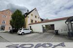 Ein Haus mit Geschichte - Mehrfamilienhaus mit 5 Wohneinheiten, zwei Garagen und Garten in zentraler Lage in Neuburg - Ein Objekt von Ihrem Immobilienpartner SOWA Immobilien und Finanzen - Mehrfamilienhaus, Wohnhaus Neuburg an der Donau | Angebot:26299734