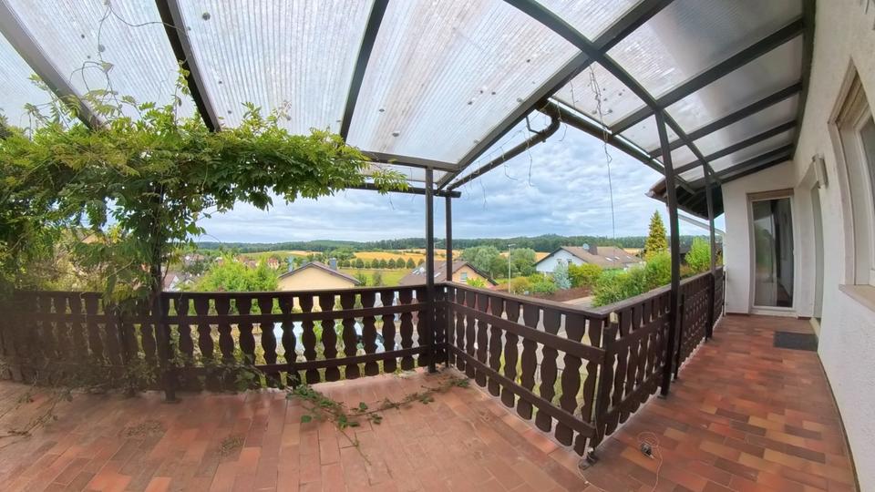 Einfamilienhaus Büdingen - 8 Zimmer, 178 m&sup2;, 395.000&euro; | Angebot:27084213