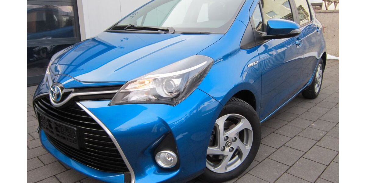Toyota Yaris 77.200 km 11.650 &euro; Paderborn 33102