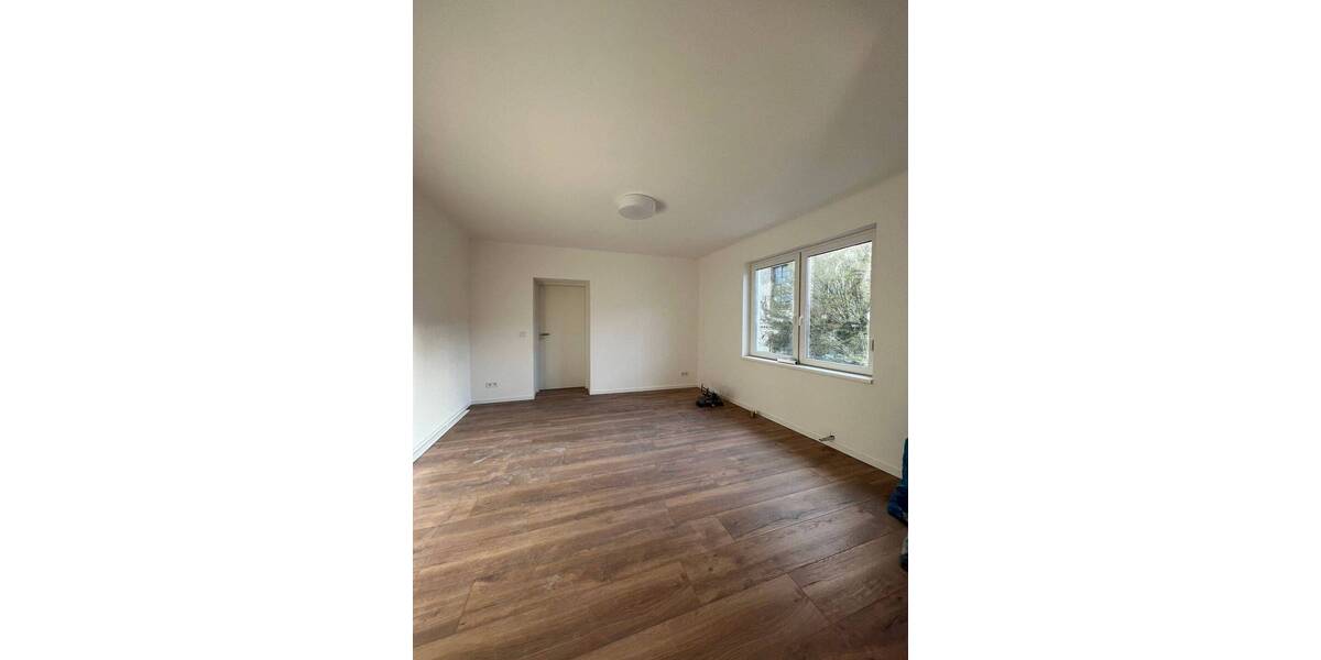 Moderne 4-Zimmer-Wohnung in Ensheim - saniert, hell und ab 01.08. verfügbar - Etagenwohnung Saarbrücken-Halberg Ensheim | Angebot:26954962