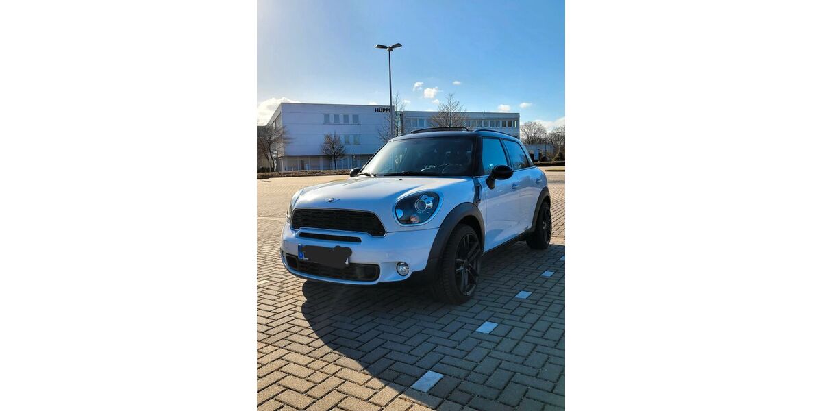 Mini Countryman S (Cooper) 129.500 km 10.100 &euro; Bad Zwischenahn 26160