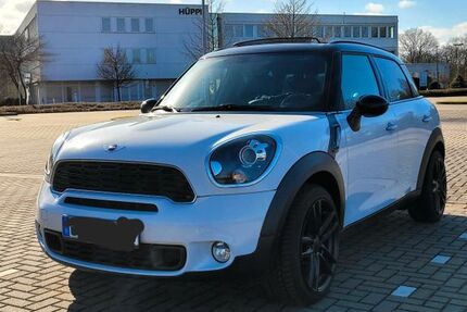 Mini Countryman S (Cooper) 129.500 km 10.400 &euro; Bad Zwischenahn 26160