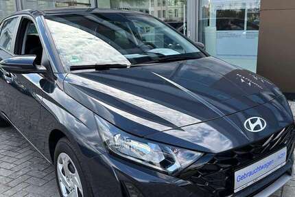 Hyundai i20 7.912 km 18.280 &euro; Lübeck 23562