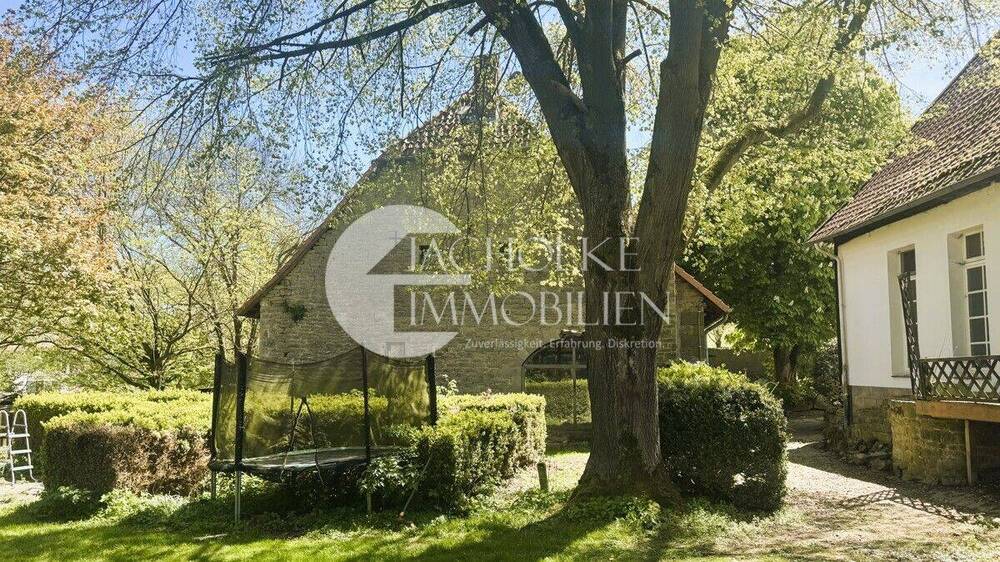 Mehrfamilienhaus, Wohnhaus Bad Münder am Deister / Nienstedt Nienstedt - 1 Zimmer, 720 m&sup2;, 745.000&euro; | Angebot:26902085
