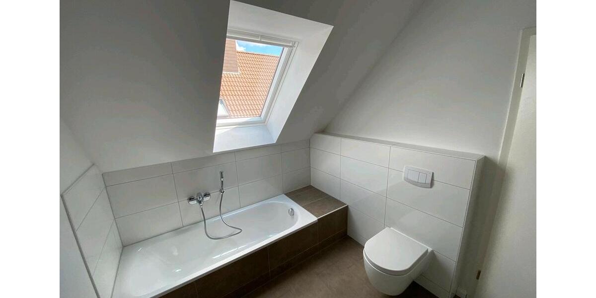 DHH zentral, modern, energiesparend 5 zimmer