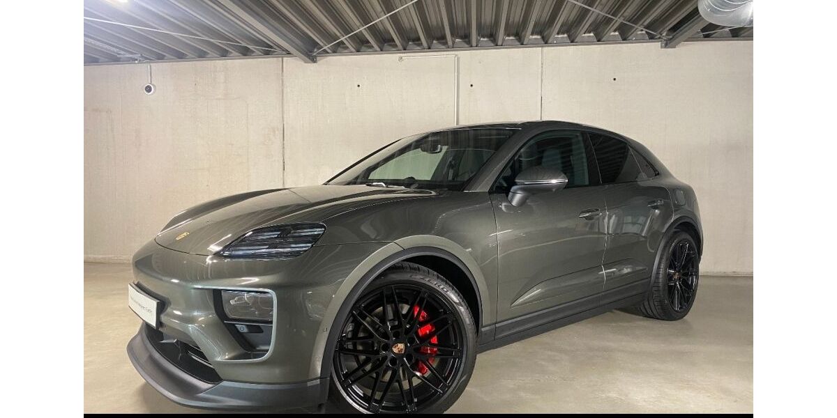 Porsche Macan 8.900 km 103.490 &euro; Plattling 94447
