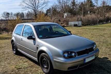 VW Golf 214.503 km 1.999 &euro; Hähnichen 02923