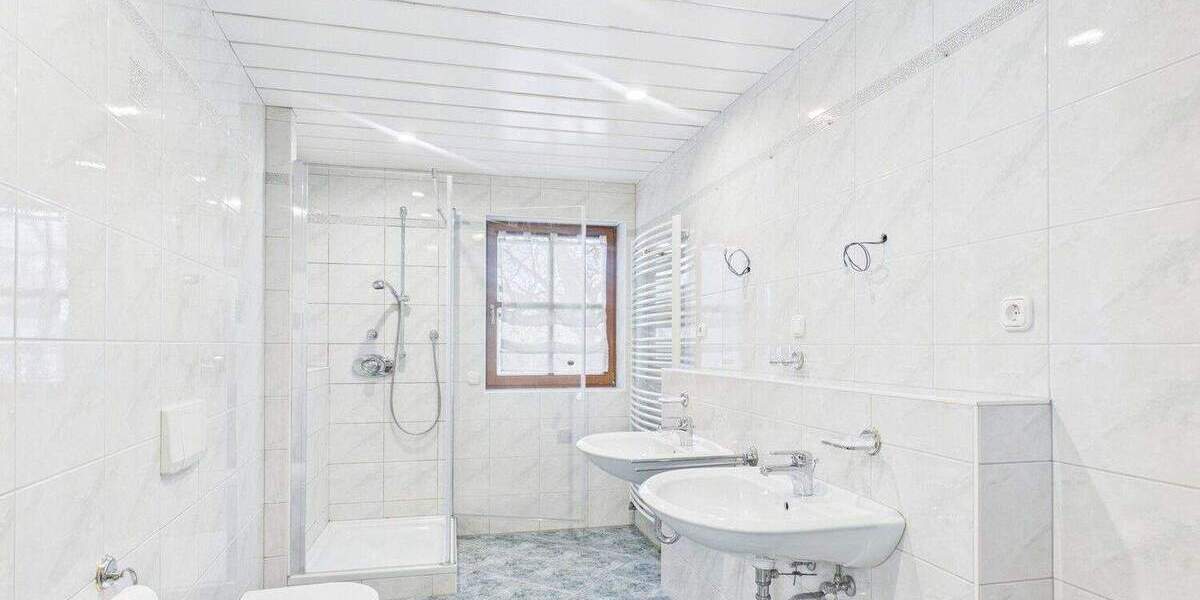 Einfamilienhaus Stegaurach / Debring Debring - 9 Zimmer, 287 m&sup2;, 695.000&euro; | Angebot:25696984