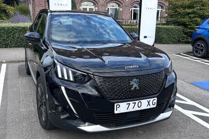 Peugeot 2008 45.000 km 17.300 &euro; Messerich 54636