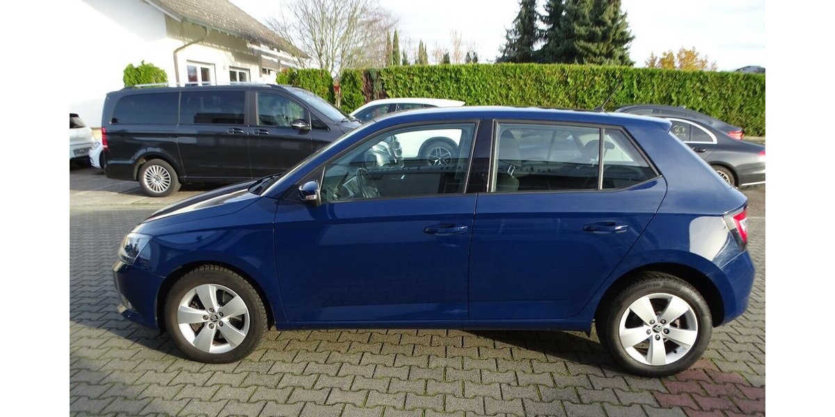 Skoda Fabia 1,2l TSI Style, DSG, Klima, Sitzheizung 44.854 km 11.990 &euro; Rodgau 63110