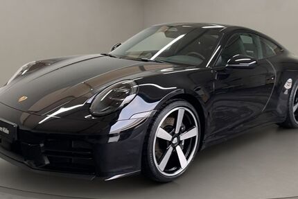 Porsche 992 7.000 km 149.500 &euro; Köln 50823